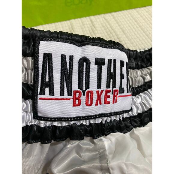 Another Boxer Youth Silver Boxing Shorts Size L Gold Embroidery Black Trim - Picture 7 of 8